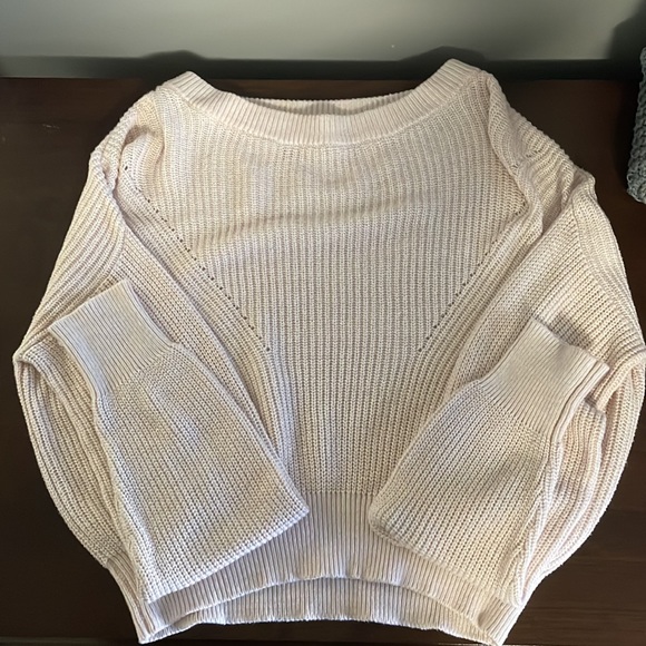 Preloved - Picture 3 of 4